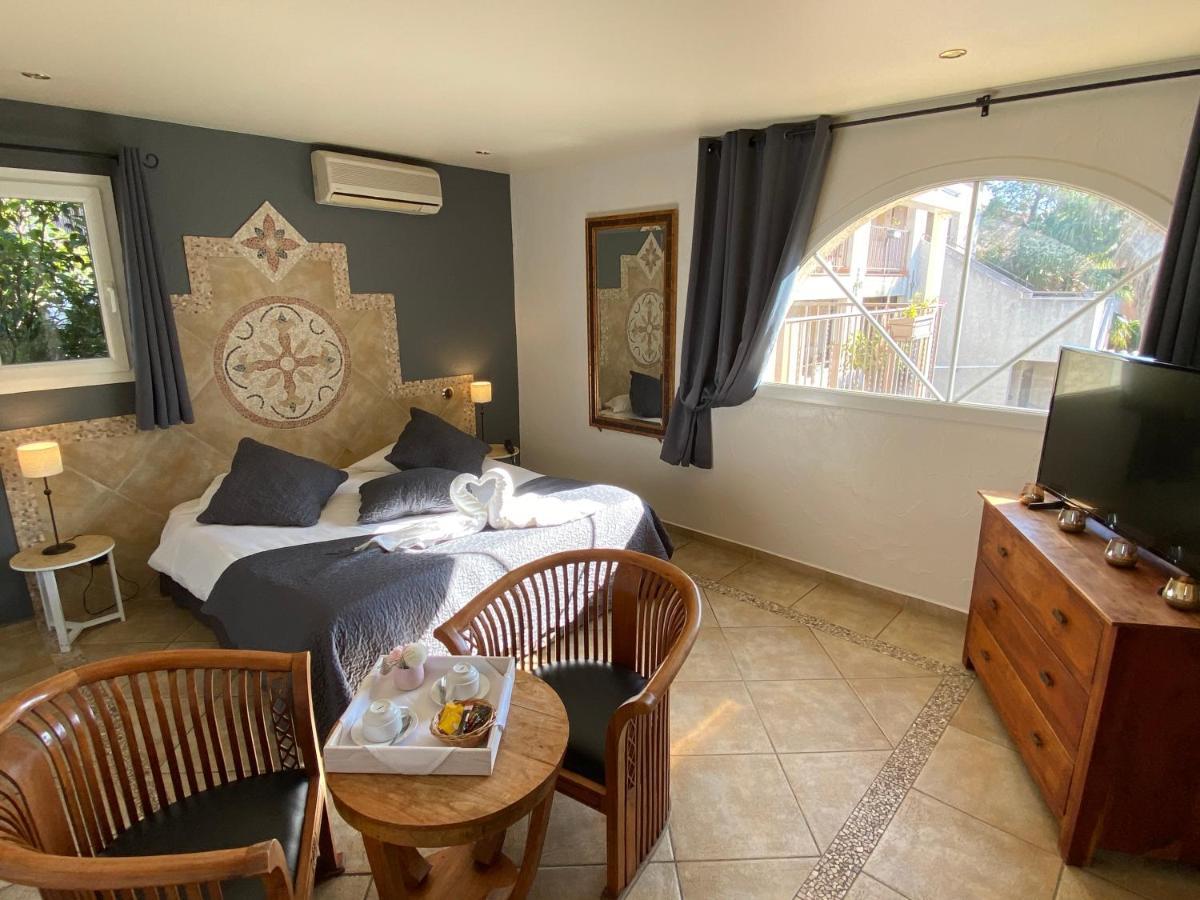 Logis Hotel Les II Mas - Perpignan Sud Cabestany Esterno foto