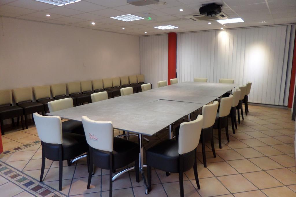 Logis Hotel Les II Mas - Perpignan Sud Cabestany Esterno foto